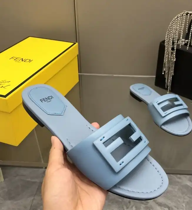 hype Fendi Slippers