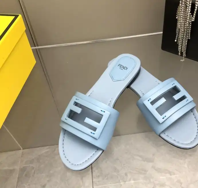 hype Fendi Slippers