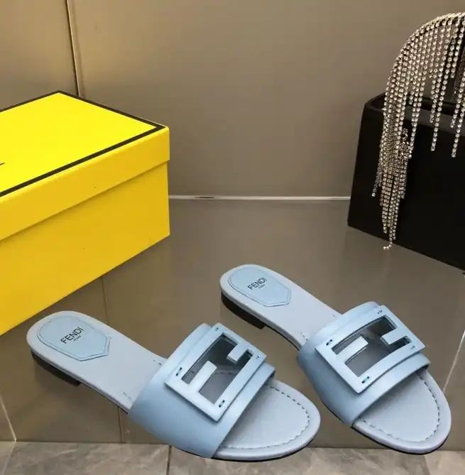 hype Fendi Slippers