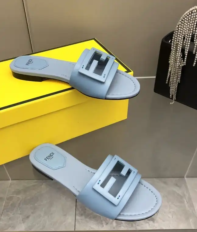 hype Fendi Slippers