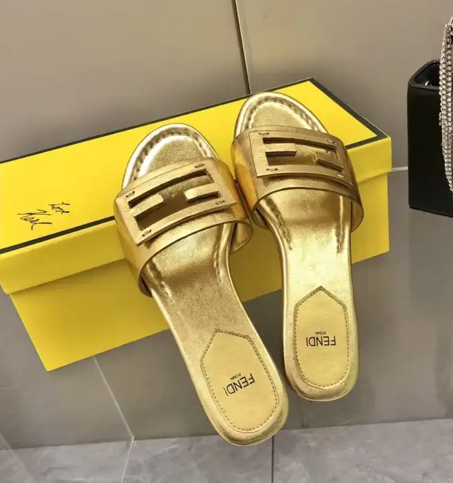 hype Fendi Slippers