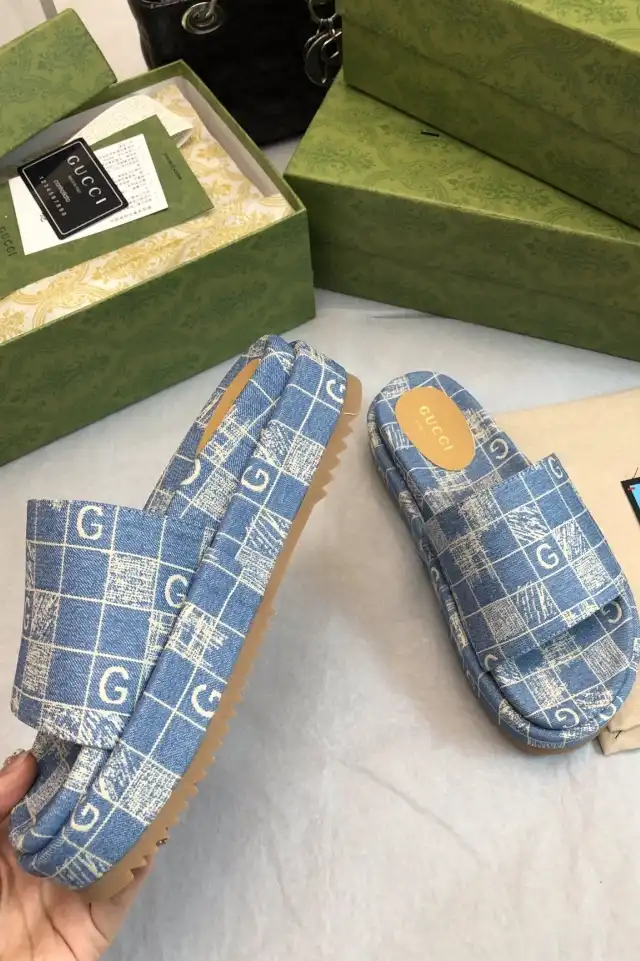 hype Gucci Slippers