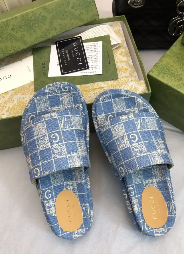 hype Gucci Slippers