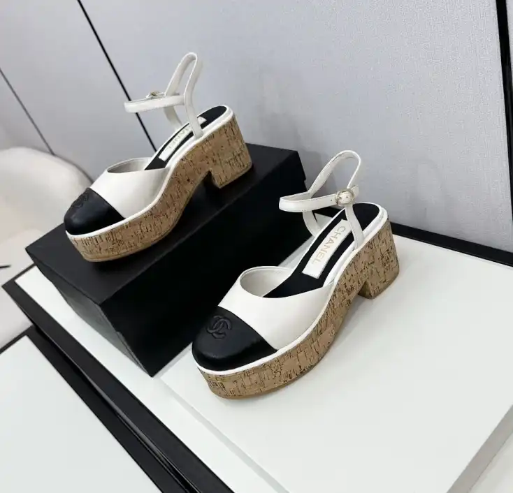 hype Chanel High Heels