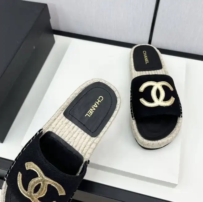 hype Chanel Slippers