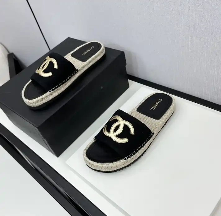 hype Chanel Slippers