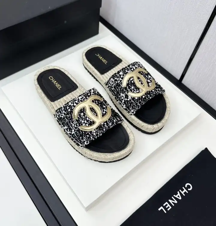 hype Chanel Slippers