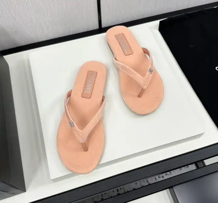 hype Chanel Slippers