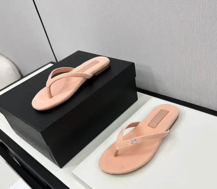 hype Chanel Slippers