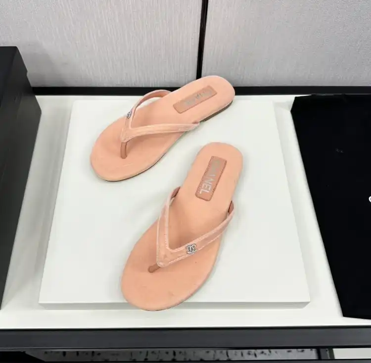 hype Chanel Slippers