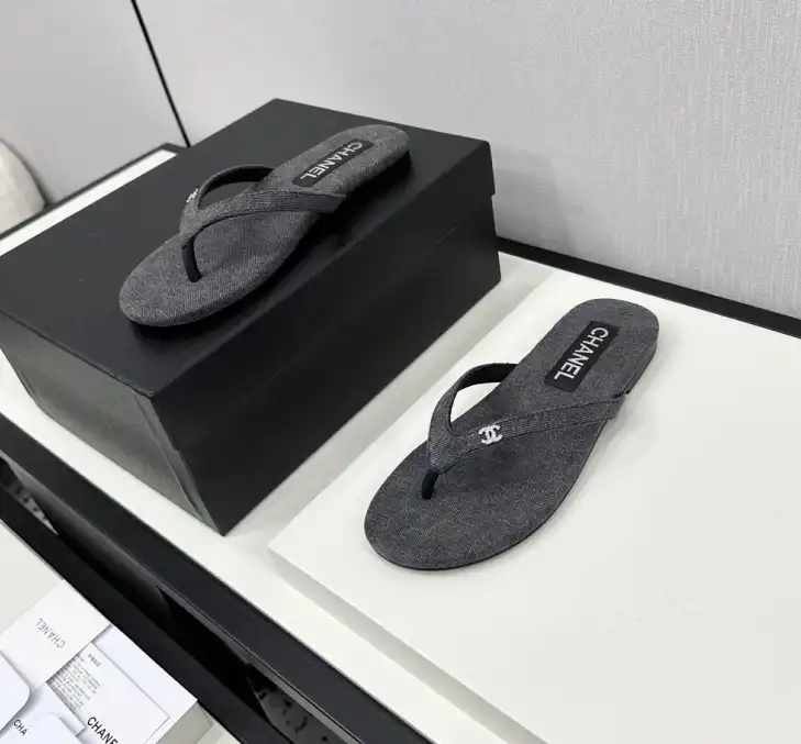 hype Chanel Slippers