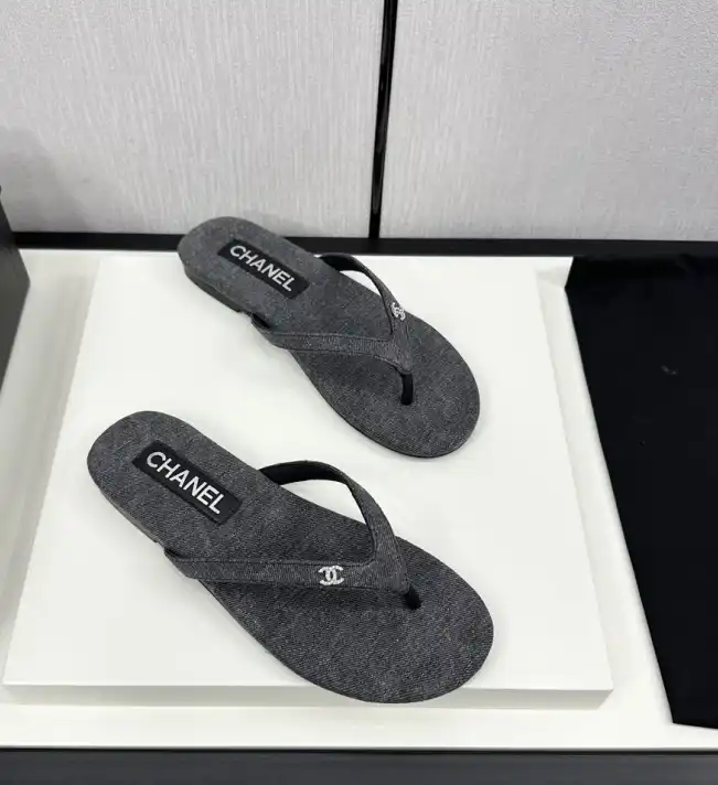 hype Chanel Slippers