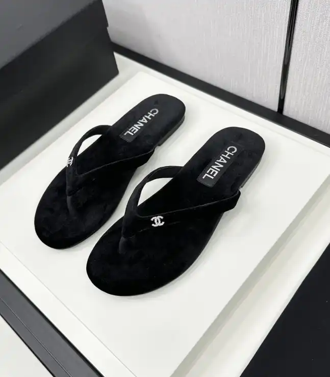 hype Chanel Slippers