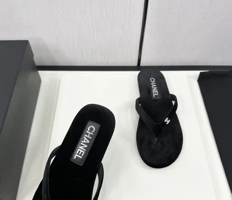 hype Chanel Slippers