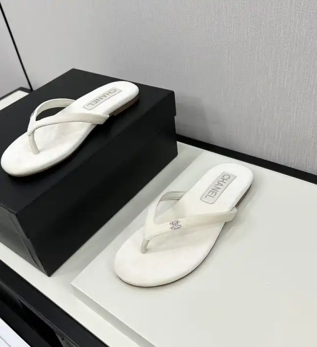 hype Chanel Slippers