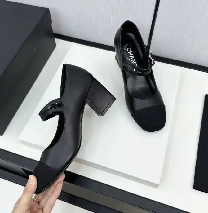 hype Chanel High Heels