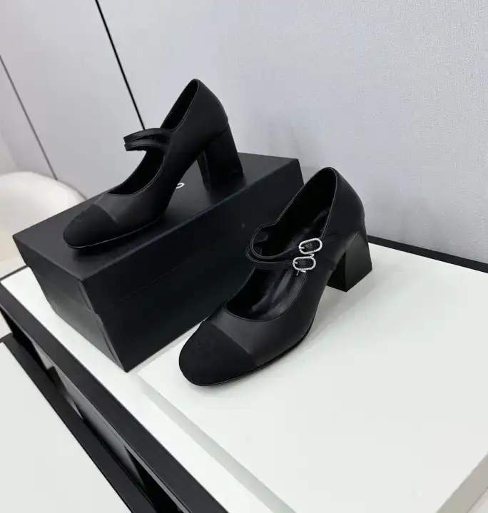 hype Chanel High Heels