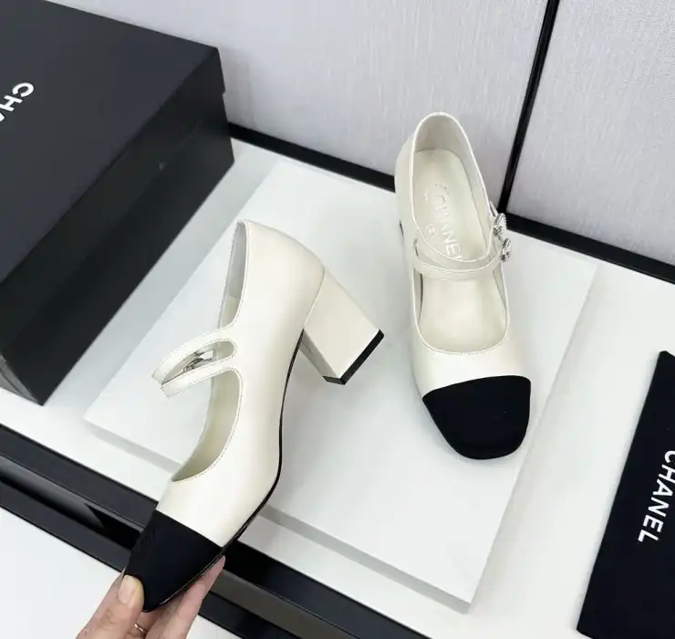 hype Chanel High Heels