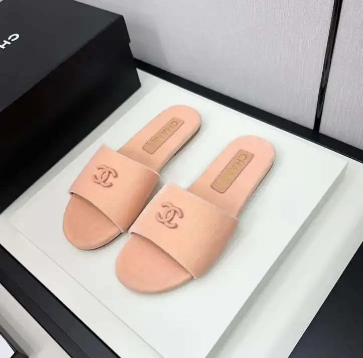 hype Chanel Slippers