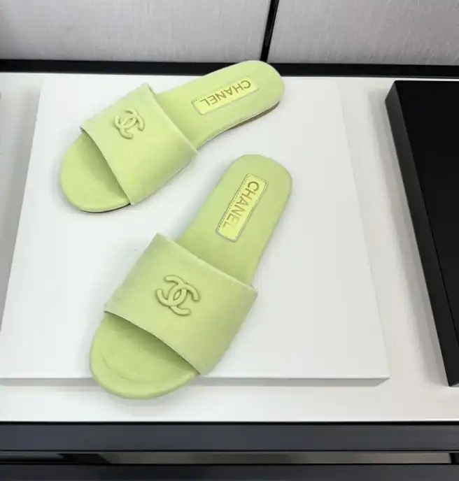 hype Chanel Slippers