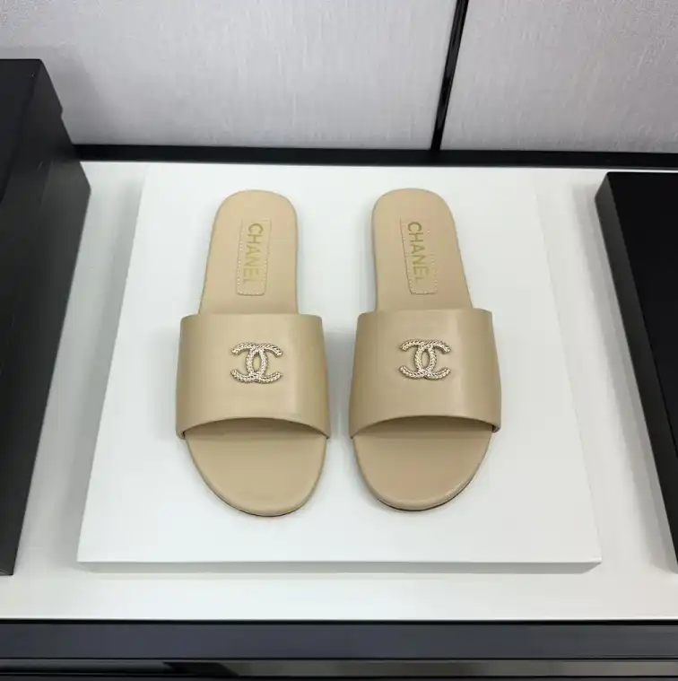 hype Chanel Slippers