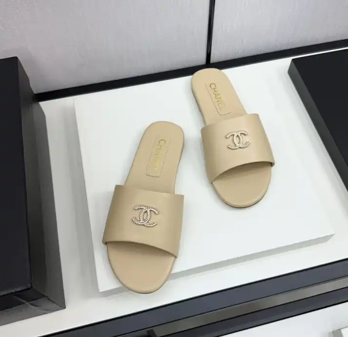 hype Chanel Slippers