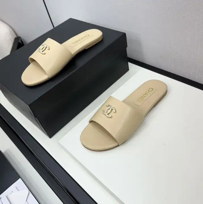 hype Chanel Slippers