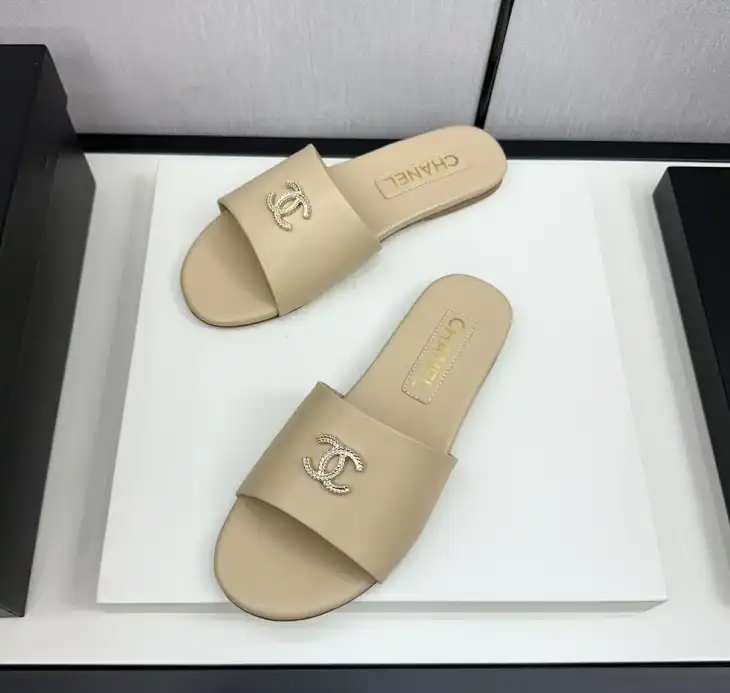 hype Chanel Slippers