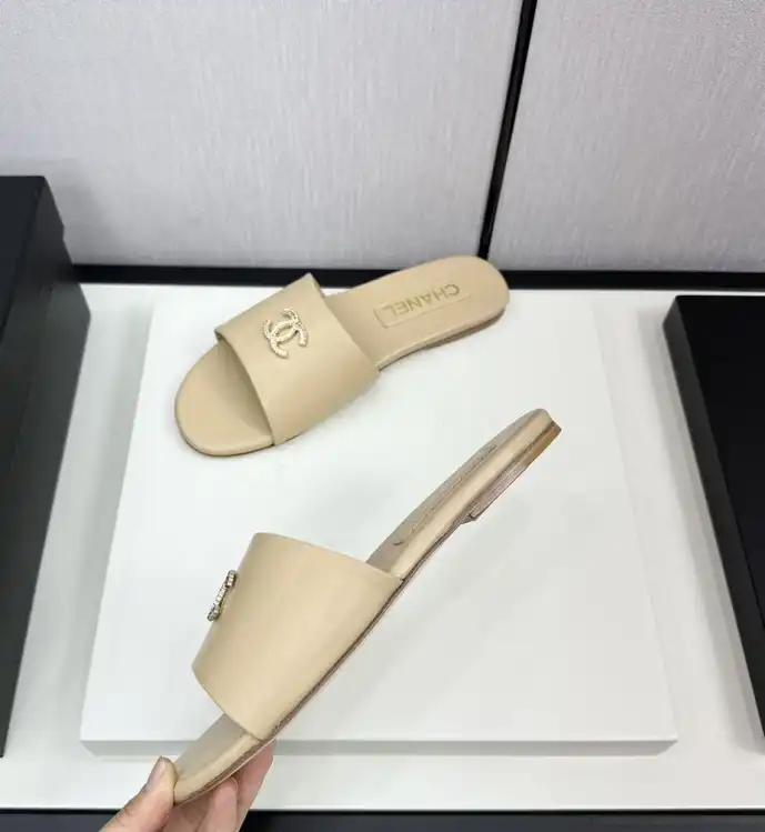 hype Chanel Slippers