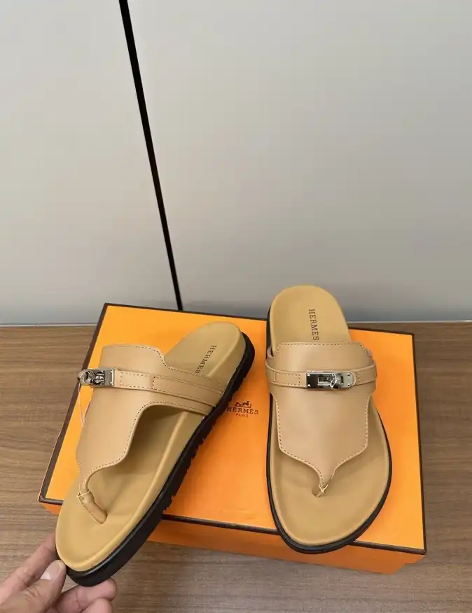 hype Hermes Slippers