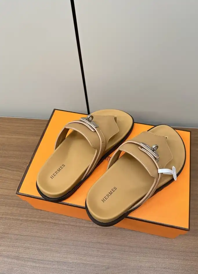 hype Hermes Slippers