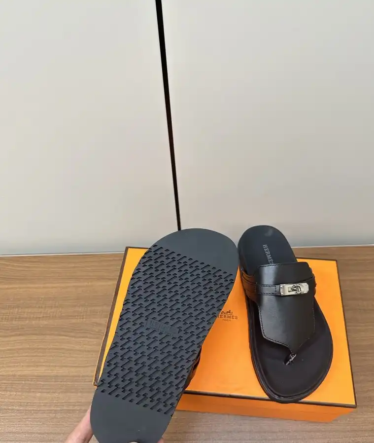 hype Hermes Slippers