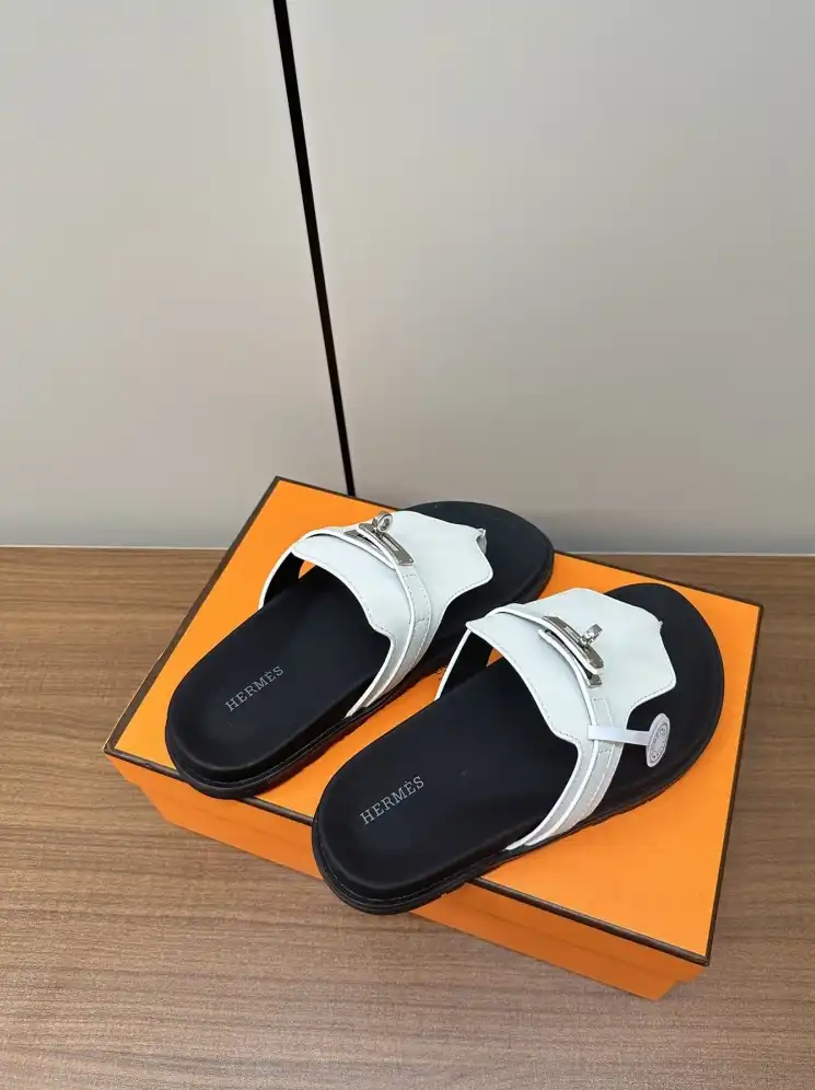 hype Hermes Slippers