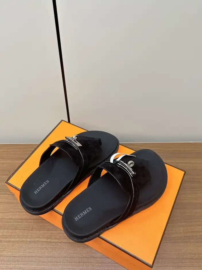 hype Hermes Slippers