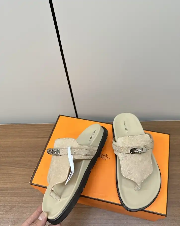 hype Hermes Slippers