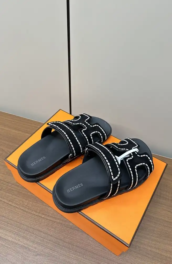 hype Hermes Slippers