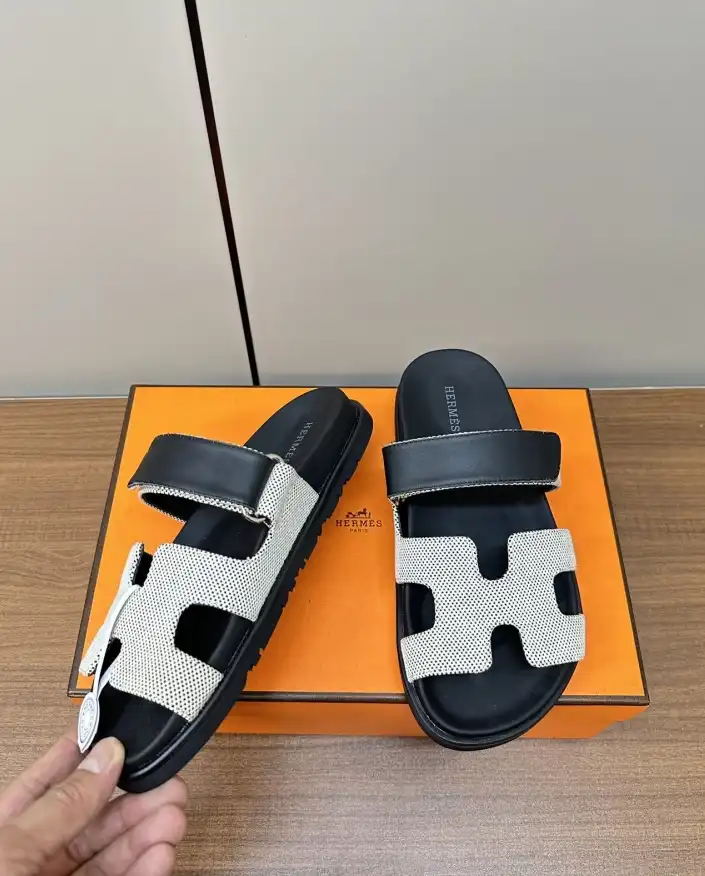 hype Hermes Slippers