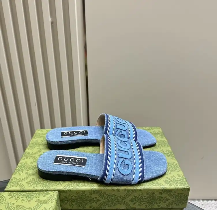 hype Gucci Slippers