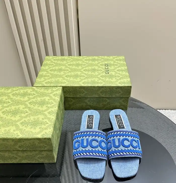 hype Gucci Slippers