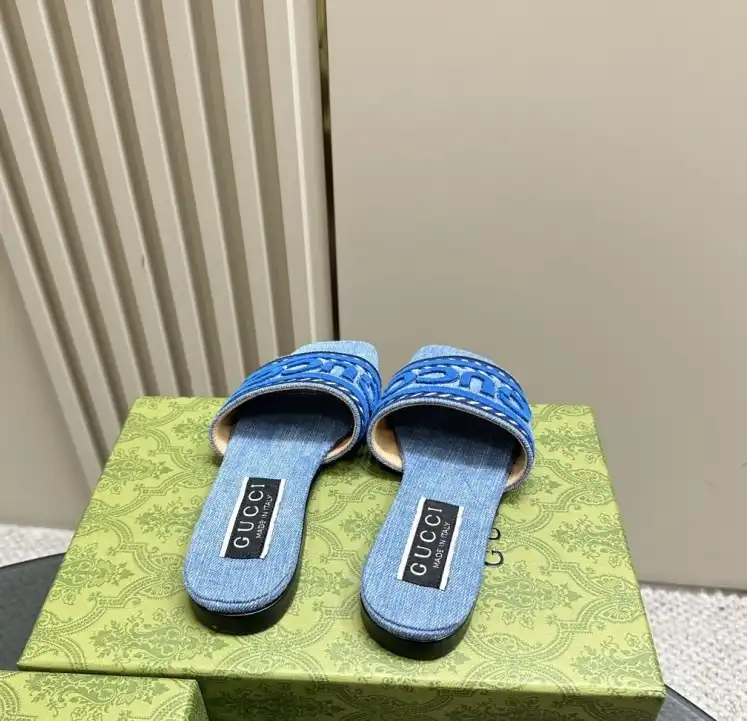 hype Gucci Slippers