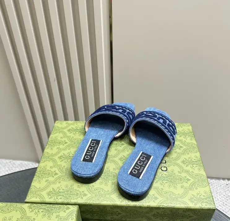 hype Gucci Slippers