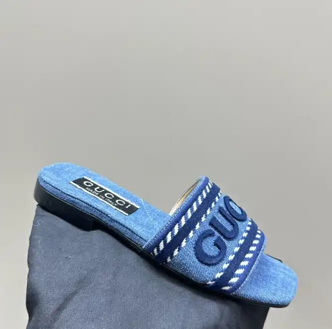 hype Gucci Slippers