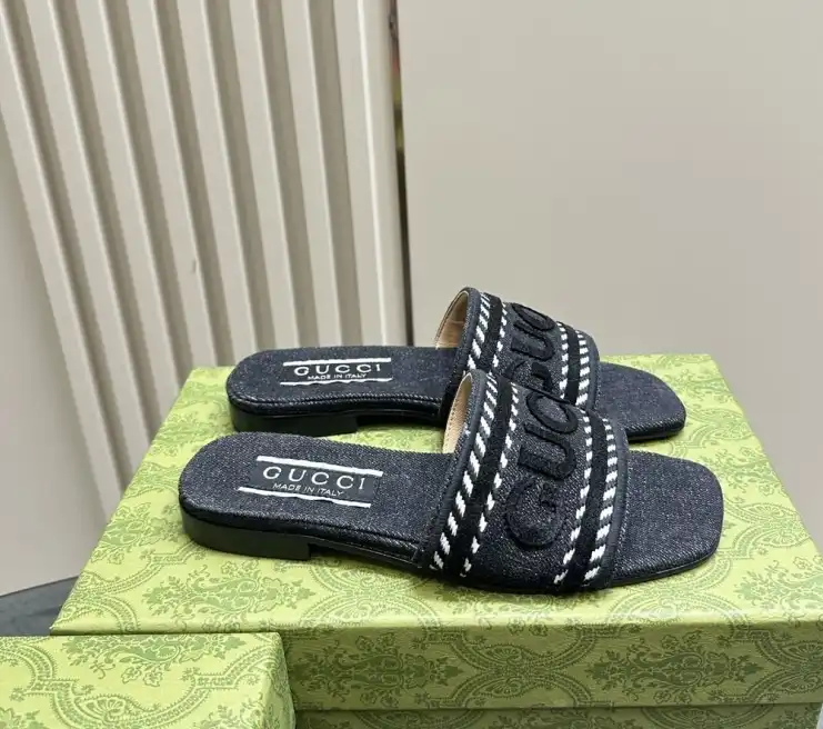 hype Gucci Slippers