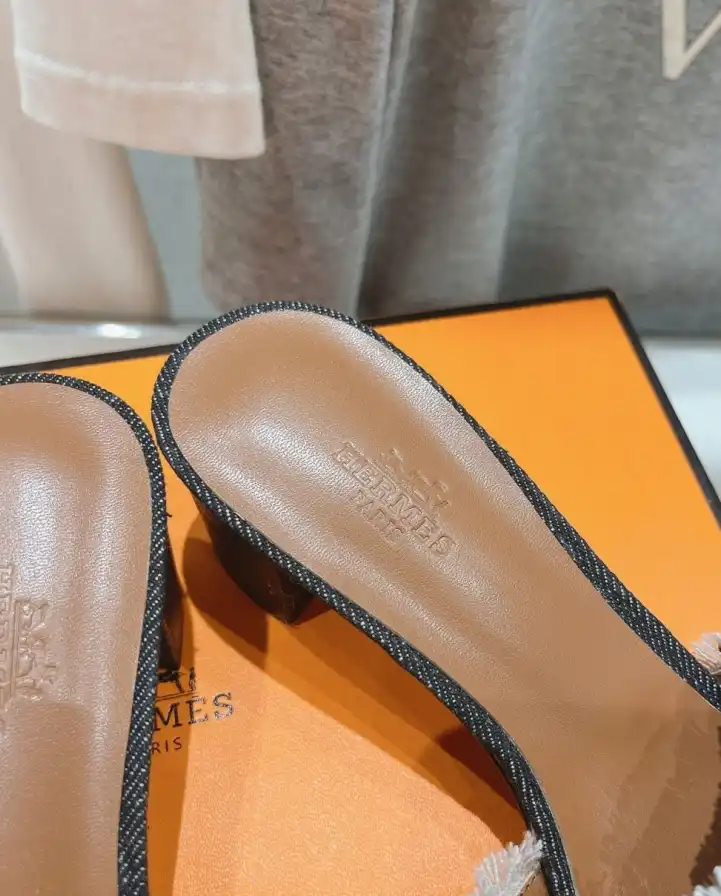 hype Hermes Slippers