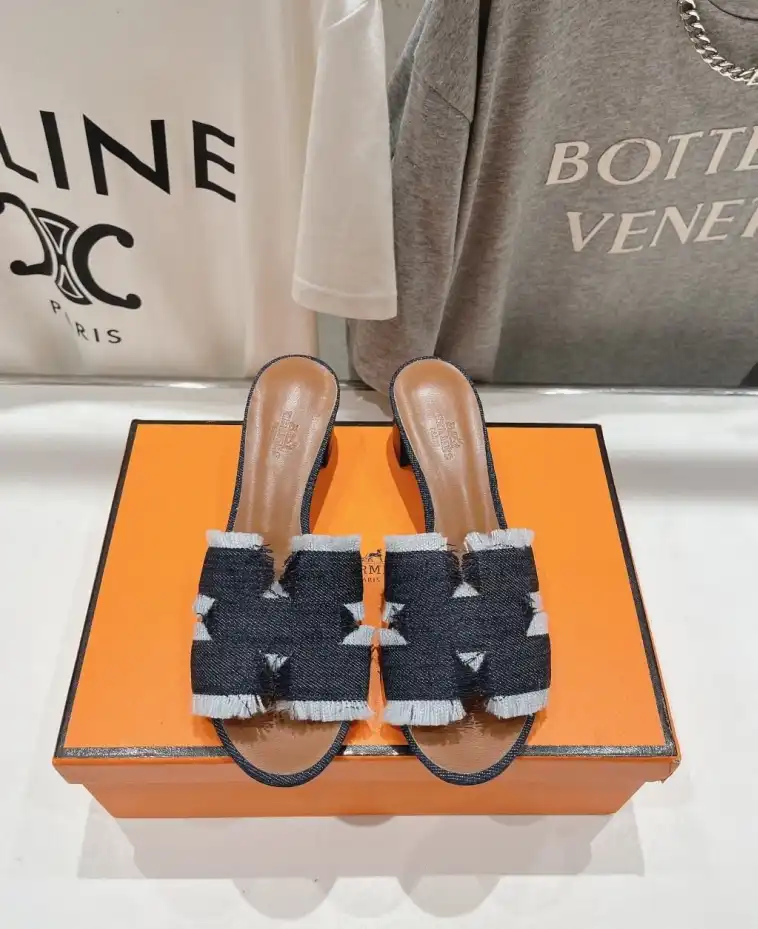 hype Hermes Slippers