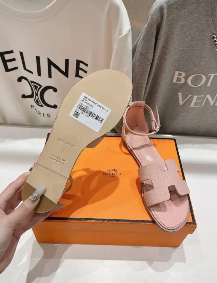 hype Hermes Slippers