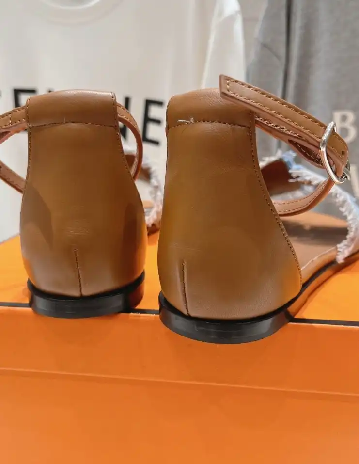 hype Hermes Slippers