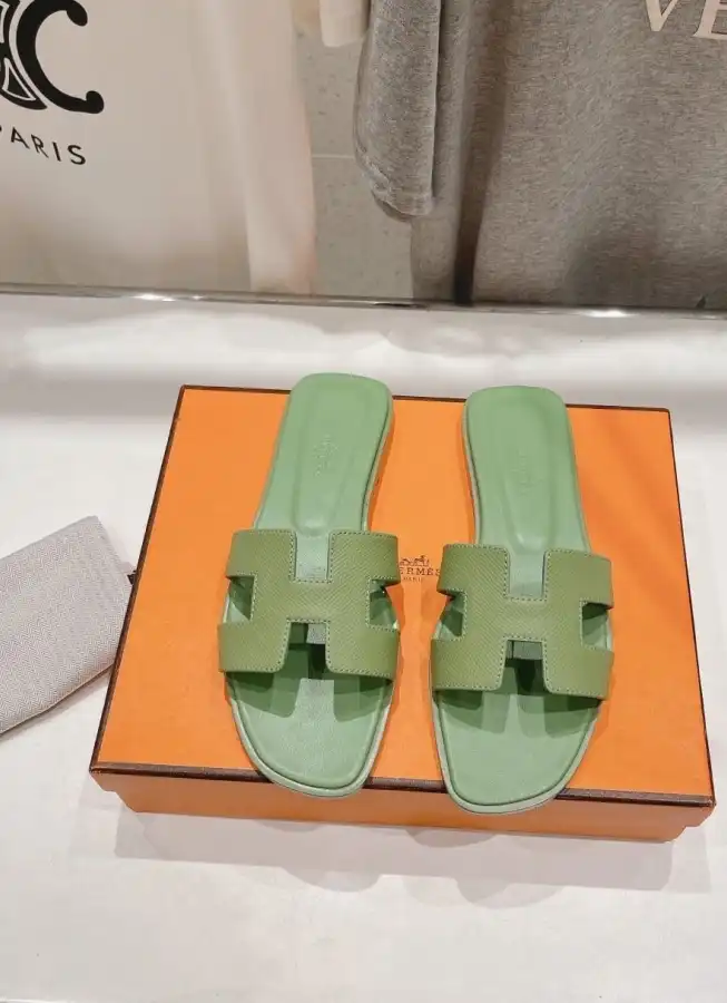 hype Hermes Slippers