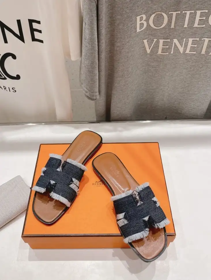 hype Hermes Slippers