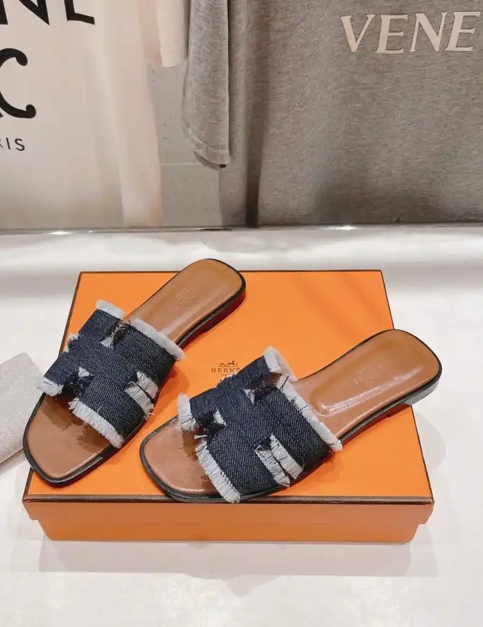 hype Hermes Slippers